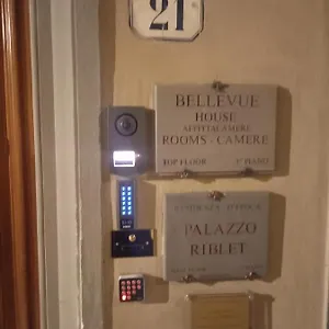 *** Affittacamere Residenza D'epoca Palazzo Riblet Italia