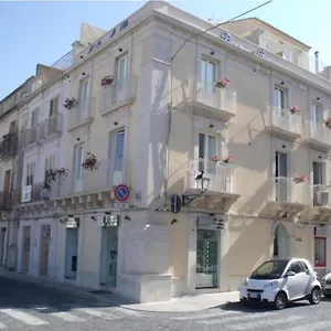 Bed & Breakfast Plaza, Avola